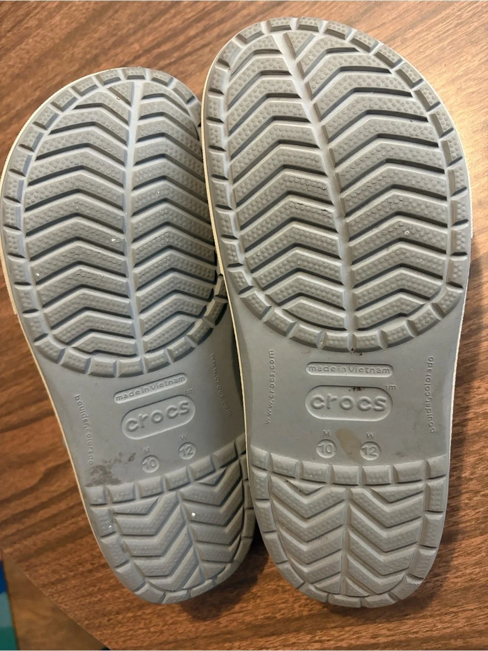 Crocs Crocband Unisex Men’s 10 Womens 12 Gray Slip On Clog Shoes